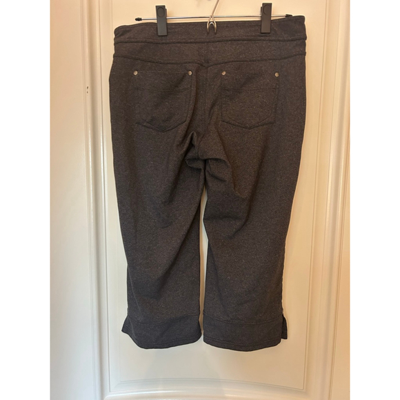Women's Athleta Charcoal Gray Capri Pants M - Picture 5 of 7